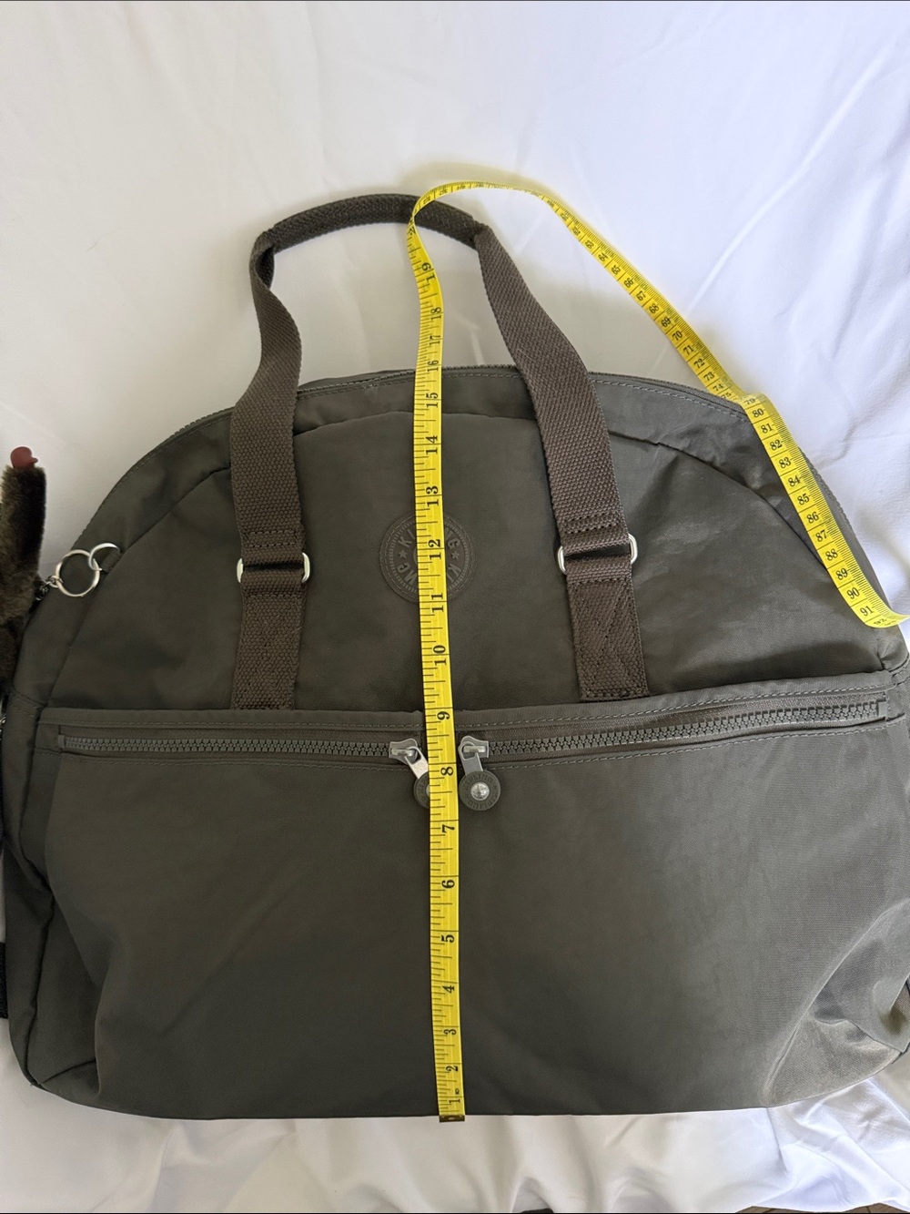 Kipling Olive Duffel Bag with Dual Front Pockets and Shoulder Strap - Picture 4 of 4